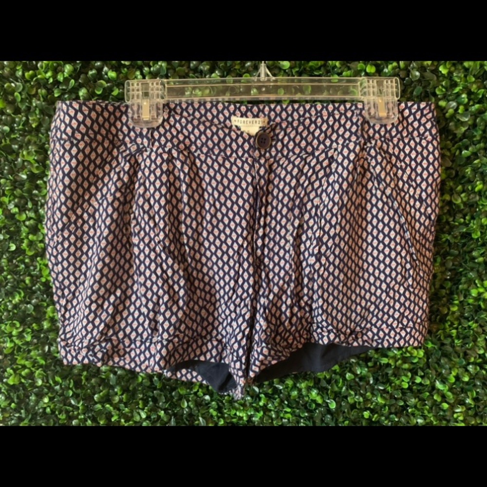 Navy Blue Flowy Patterned Shorts Size 31